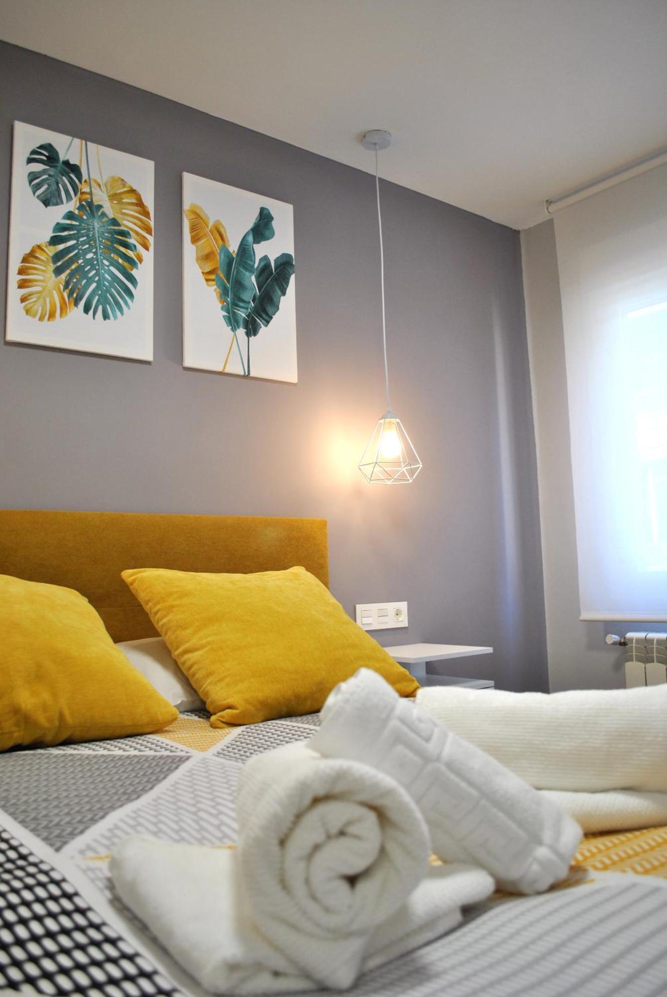 Numanterra Centro Apartment Soria Bagian luar foto